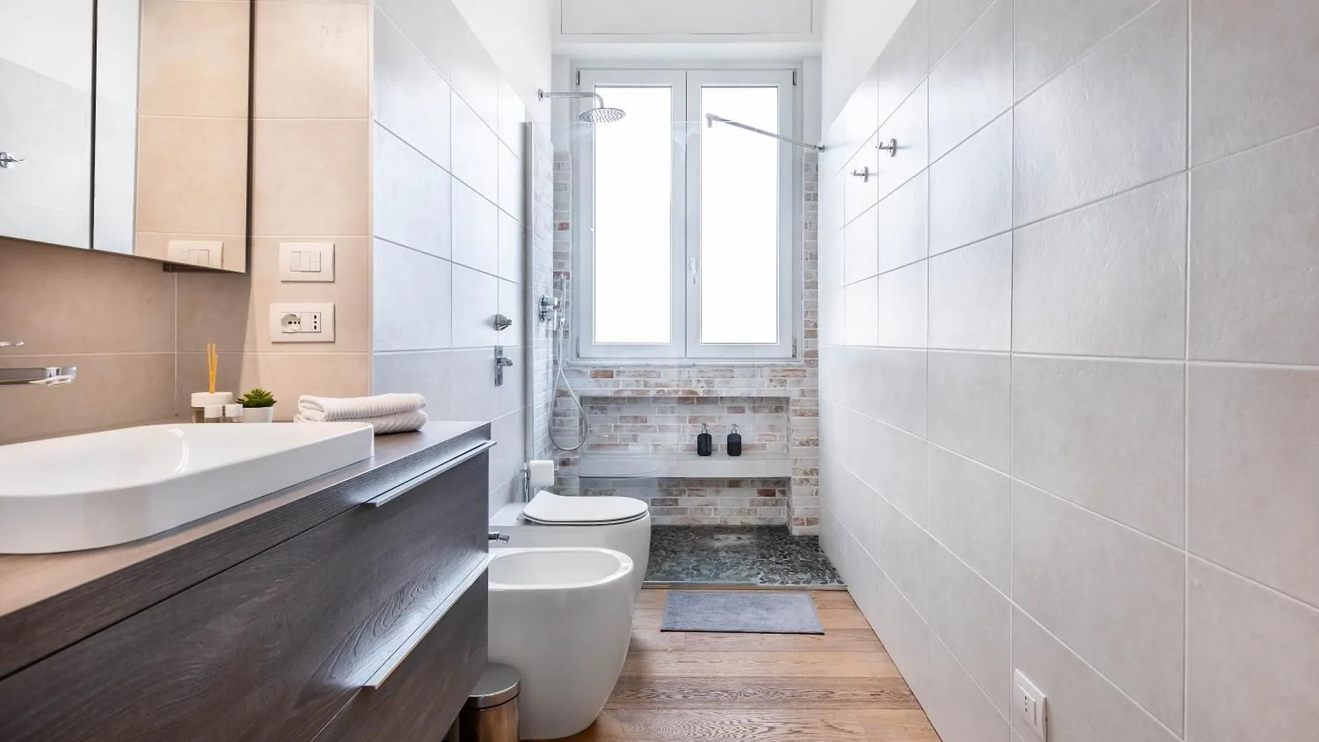 Luxury Apartment In Quadrilatero Della Moda - Brera Moscova Duomo Milano 0*,  Italia